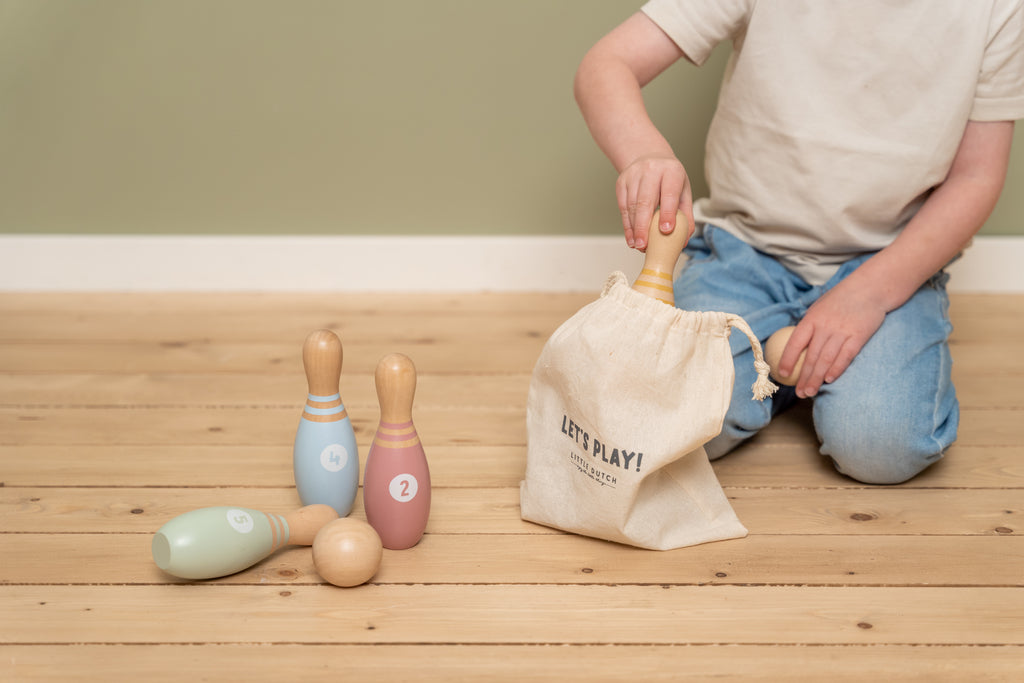 Little Dutch Wooden Bowling Set