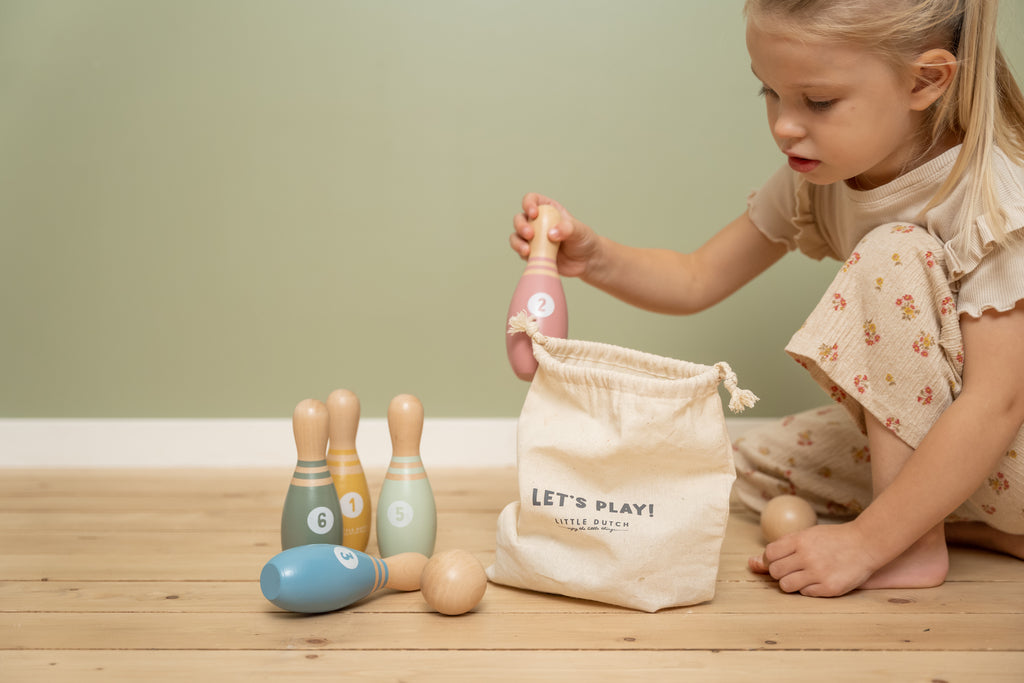 Little Dutch Wooden Bowling Set