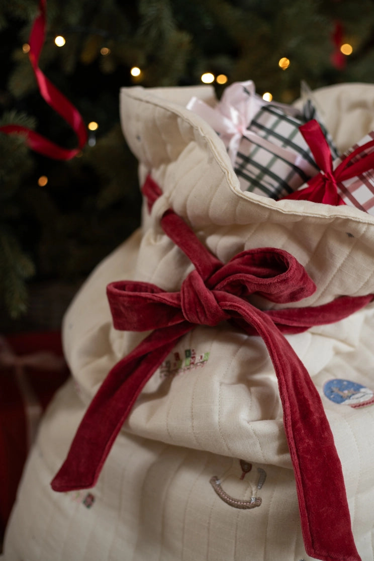 Avery Row Christmas Present Sack - Christmas Morning