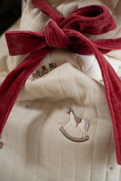 Avery Row Christmas Present Sack - Christmas Morning