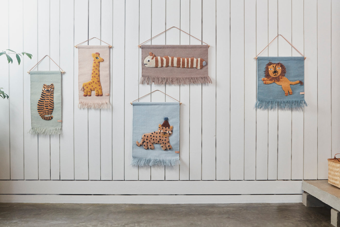 OYOY Jumping Lion Wall Hanging