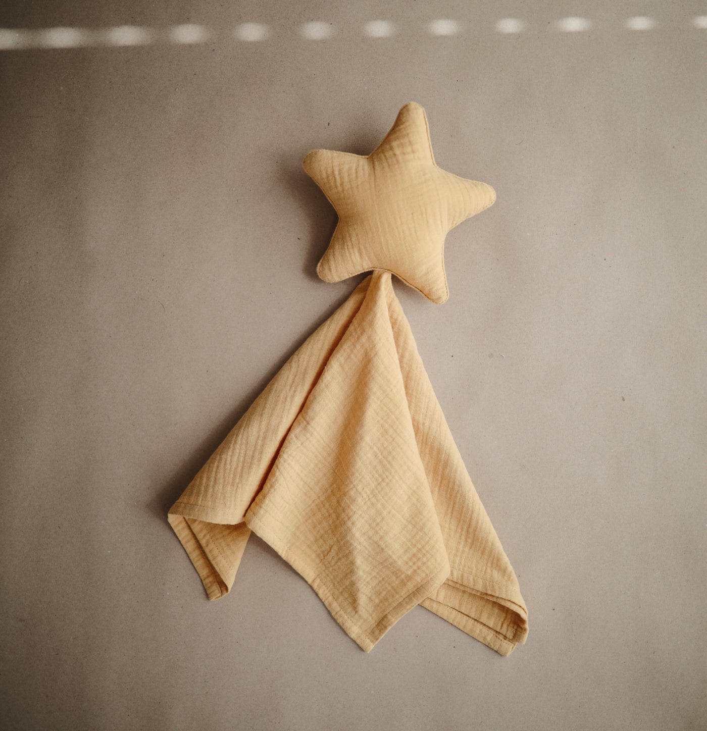 Mushie Organic Star Baby Comforter - Fall Yellow