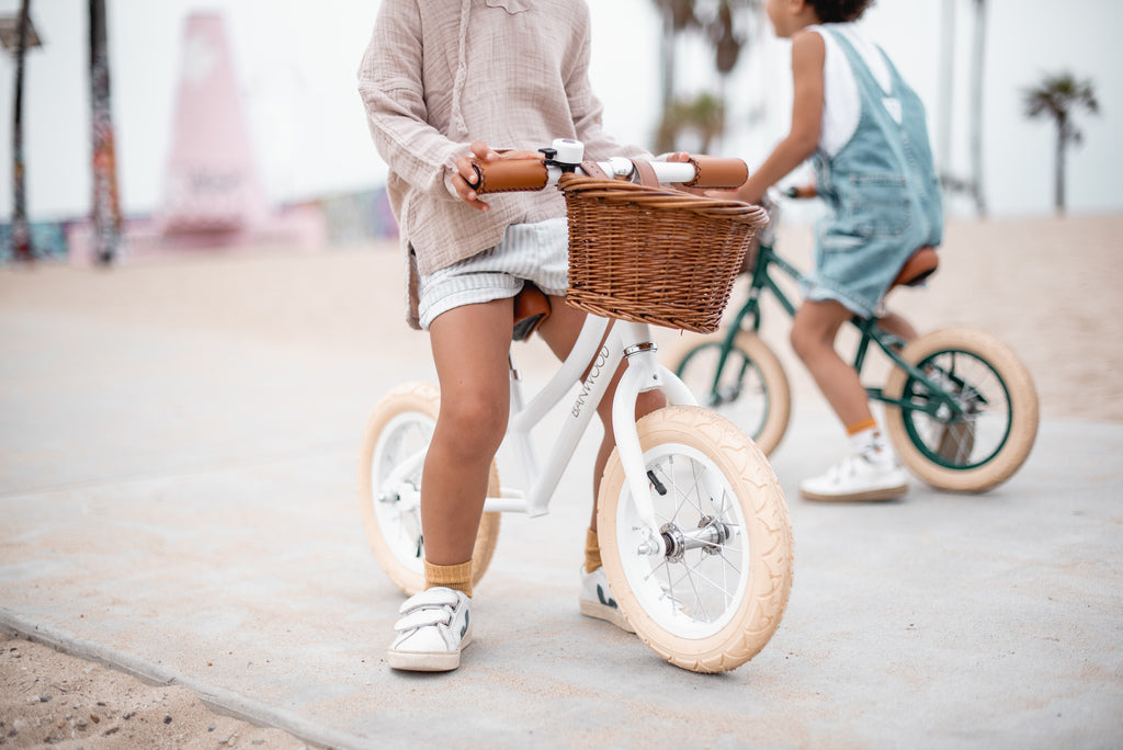 Banwood bike white 2025
