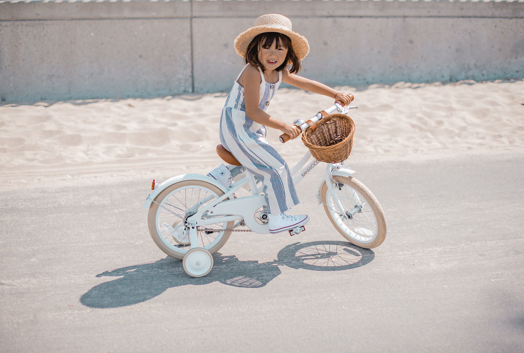 Banwood Classic Bicycle - White