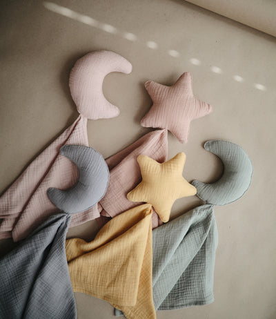 Mushie Organic Moon Baby Comforter - Primrose