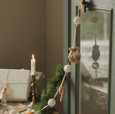 Avery Row Christmas Garland - Festive Fancies